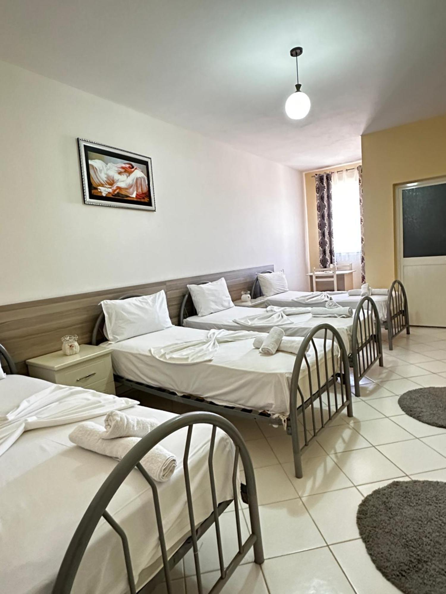 Hotel St.Pauli Shkodër Eksteriør bilde
