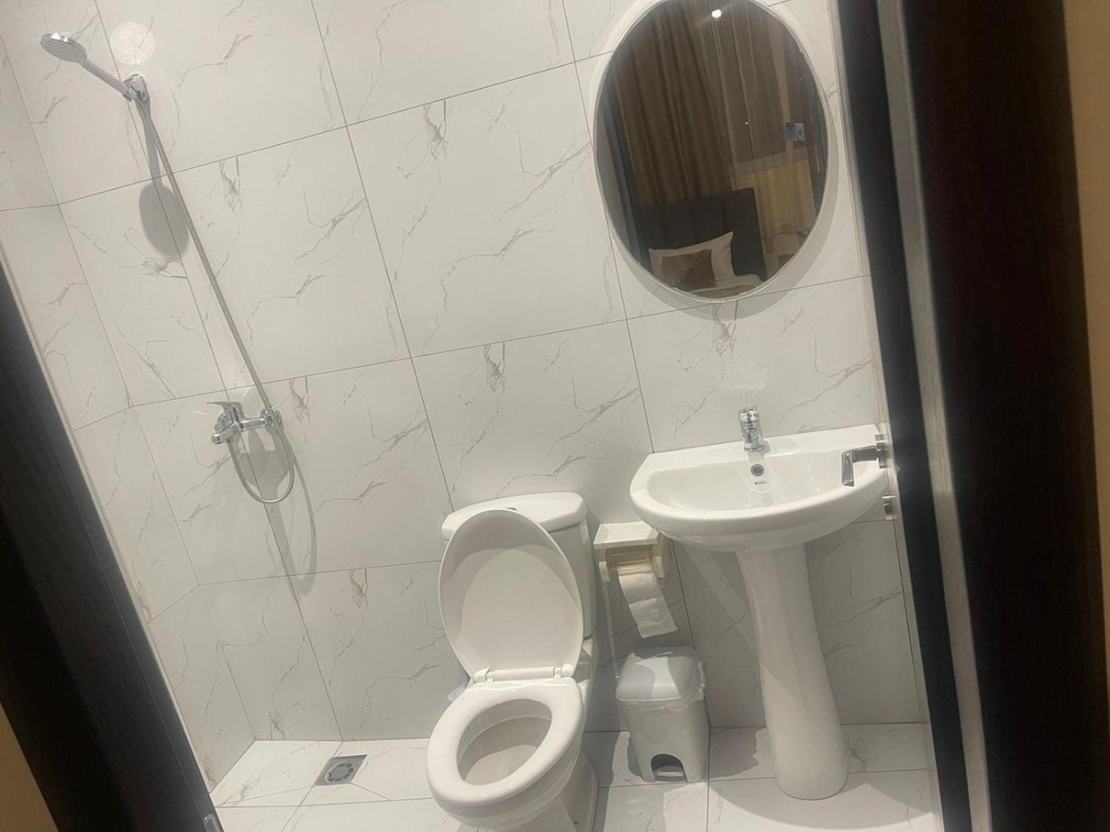 Hotel St.Pauli Shkodër Eksteriør bilde
