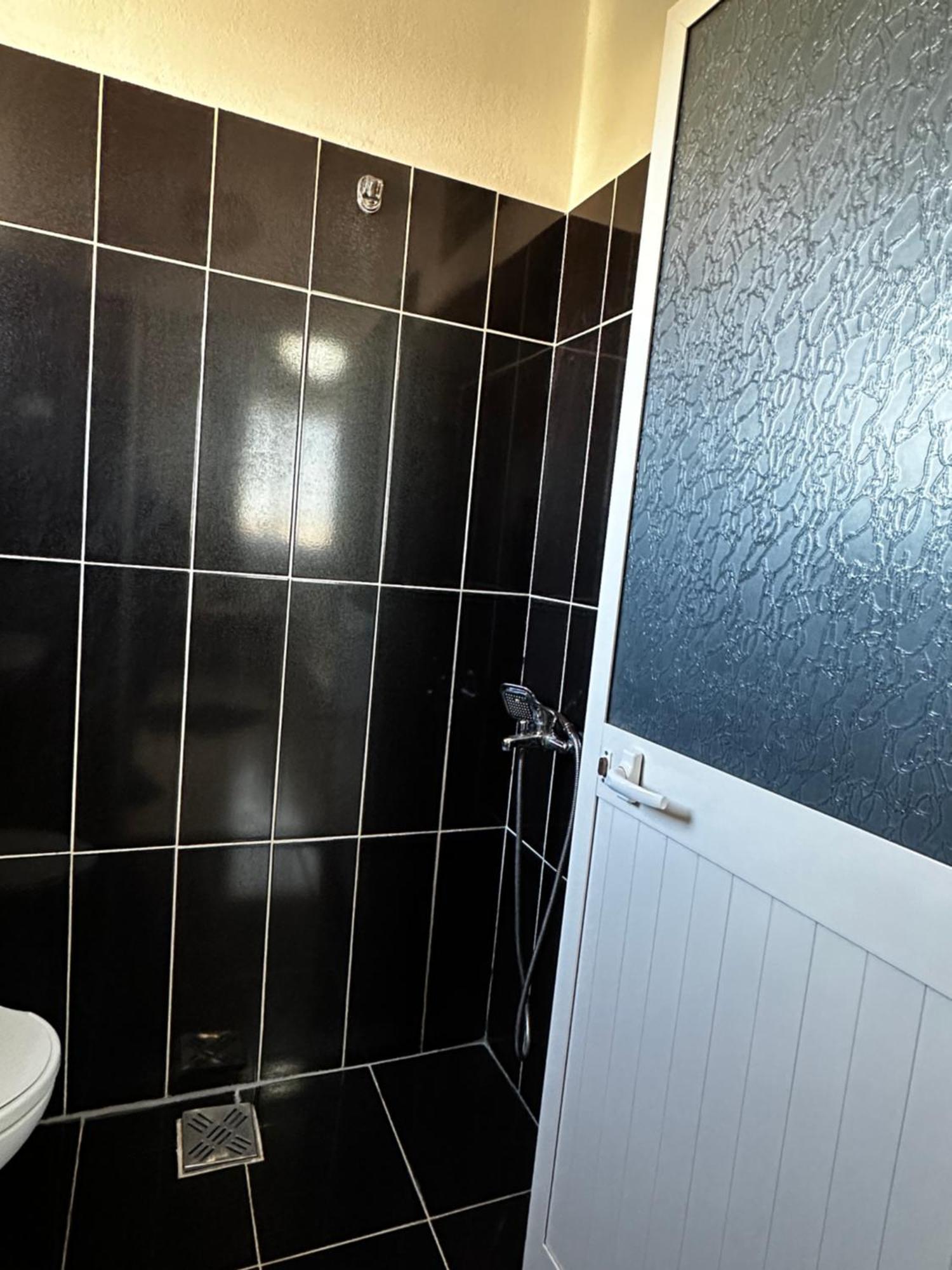 Hotel St.Pauli Shkodër Eksteriør bilde