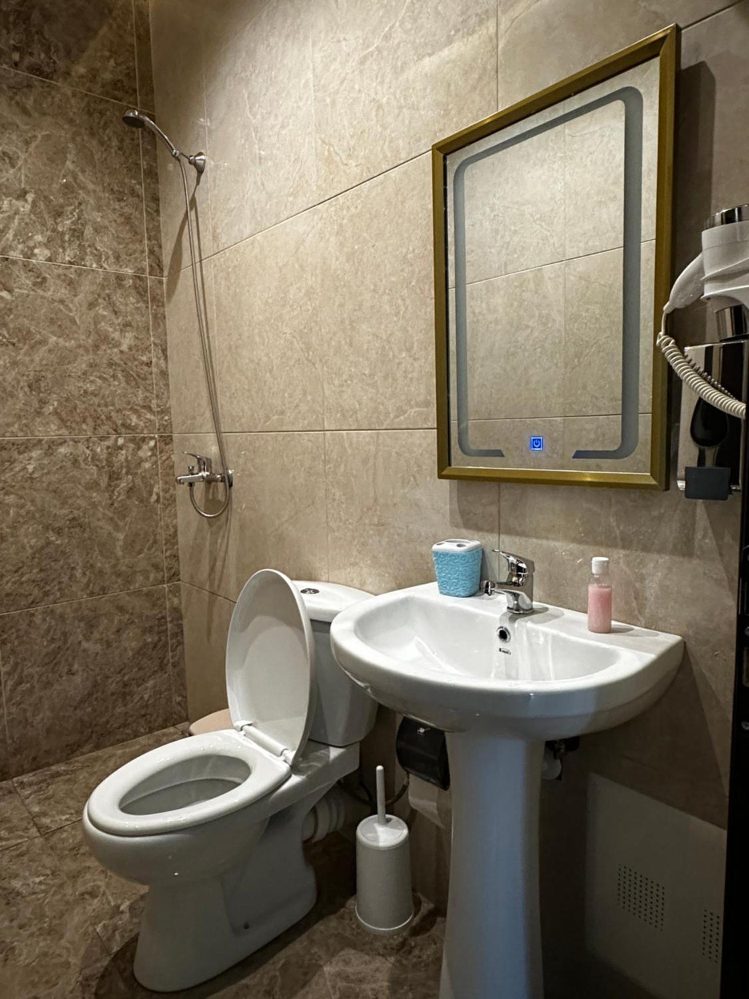 Hotel St.Pauli Shkodër Eksteriør bilde